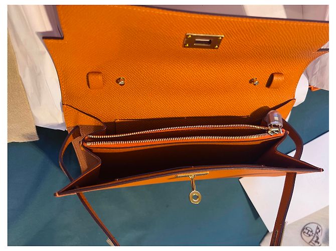 Hermès Birkin To Go Pouch Orange Leather - view 4