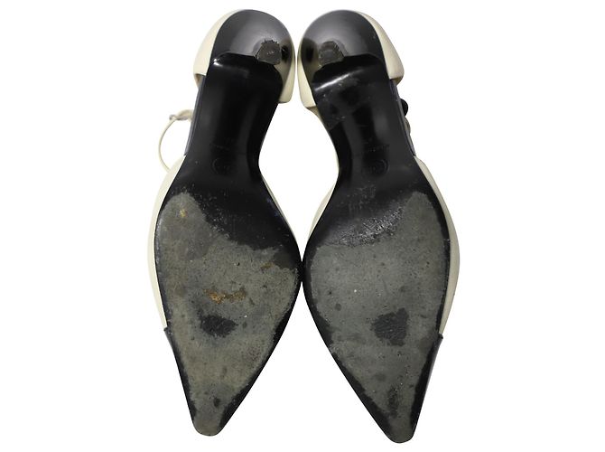 Timeless Chanel Ankle Strap Sandalen aus beigem Leder Weiß - Ansicht 5