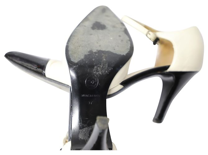 Timeless Chanel Ankle Strap Sandalen aus beigem Leder Weiß - Ansicht 6