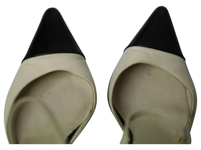 Timeless Chanel Ankle Strap Sandalen aus beigem Leder Weiß - Ansicht 9