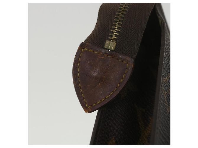 Louis Vuitton Monogram Poche Toilette 26 Marsupio M47542 LV Auth th3473 Monogramma - vista 10