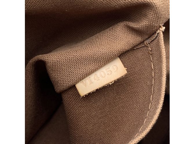 Louis Vuitton Borsa a cartella Tivoli PM in tela monogramma marrone - vista 8