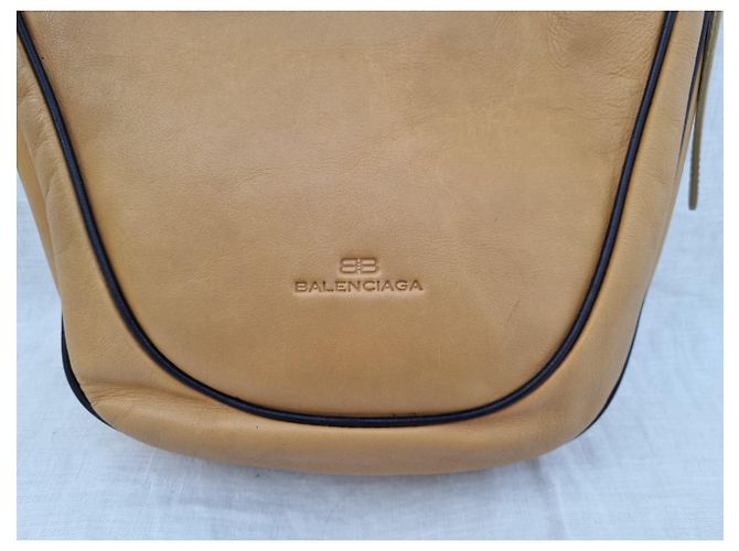 Borsa a tracolla Balenciaga in pelle marrone cammello Beige - vista 5