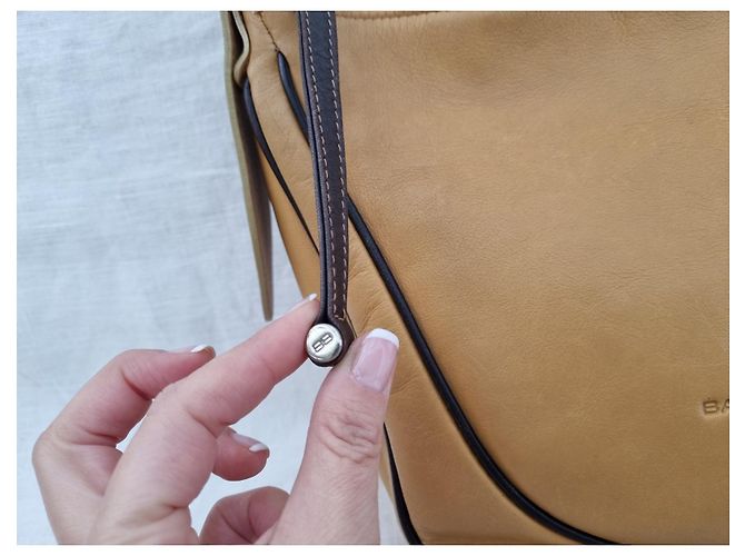 Borsa a tracolla Balenciaga in pelle marrone cammello Beige - vista 6