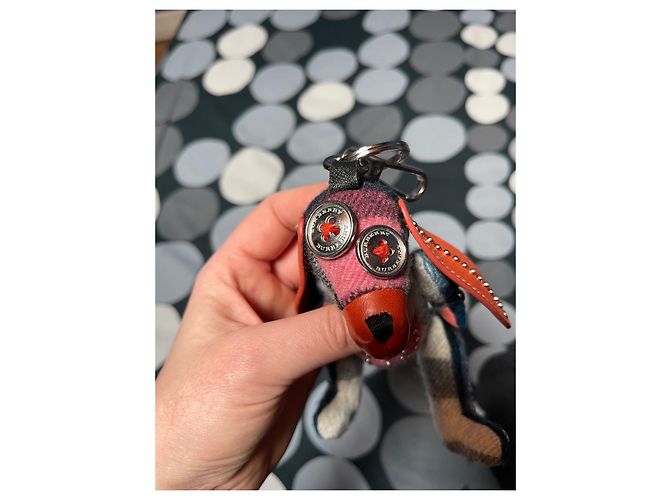Ciondolo per borsa Burberry Sandra the Basset Hound in pelle e cashmere - vista 14