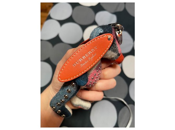 Ciondolo per borsa Burberry Sandra the Basset Hound in pelle e cashmere - vista 6