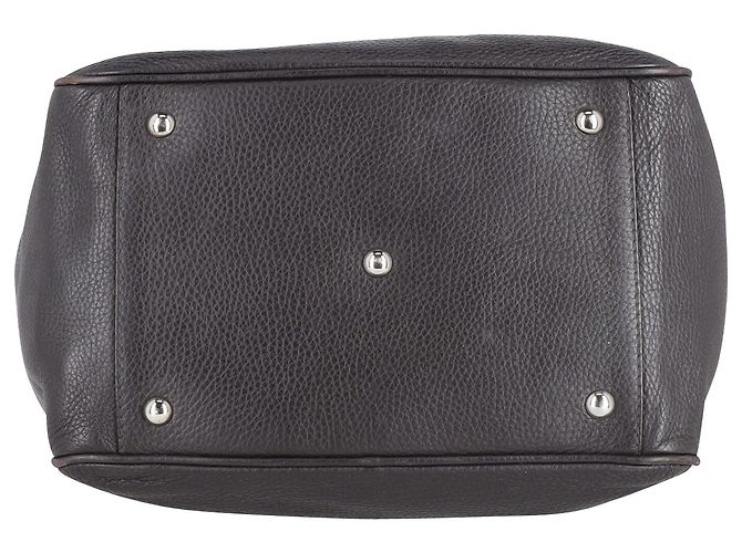 Bolsa Joseph com alça frontal em couro preto - vista 5
