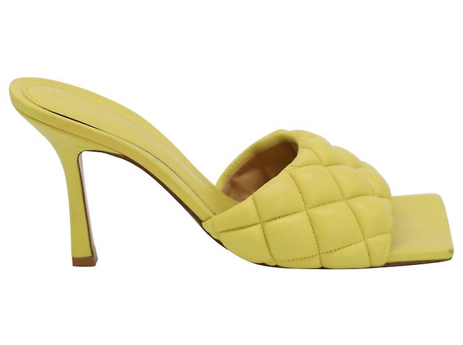 Mule acolchoado Bottega Veneta em couro amarelo - vista 3