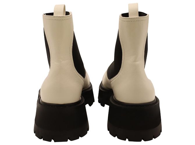 Botas Jimmy Choo Clayton em couro branco - vista 5