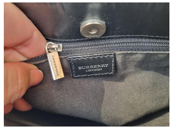 Borsa Tote Burberry Beige in Tela e Pelle Nera - vista 11