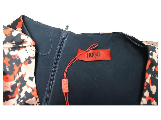 Hugo Boss Etuikleid mit Camouflage-Print aus mehrfarbigem Polyester Python drucken - Ansicht 5