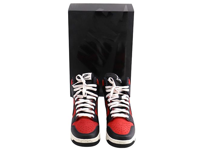 Nike x Undercover Dunk High 1985 in Pelle Rosso Palestra - vista 9