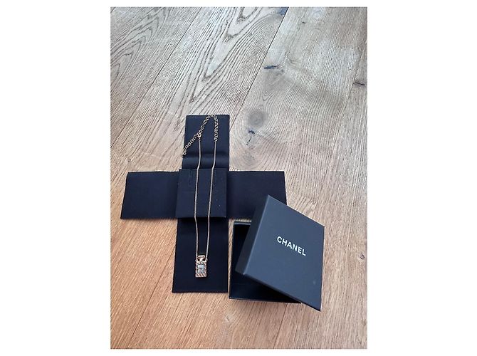 Chanel Perfume Bottle Necklace Gold Gold hardware - view 2