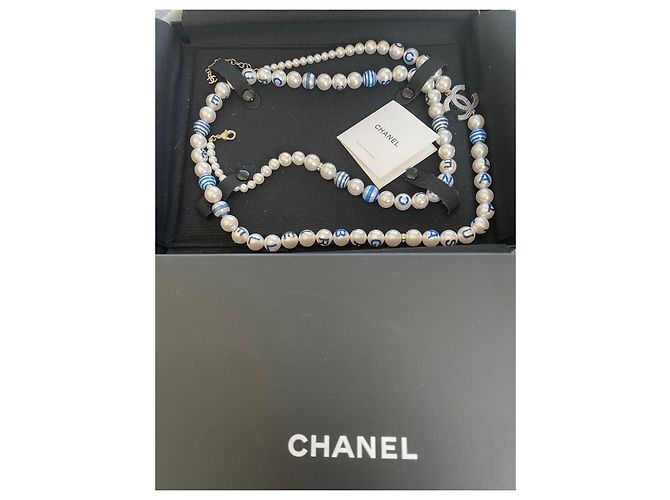 Collana sautoir Chanel La Pausa perle blu navy - vista 7