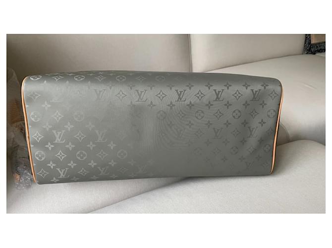 Louis Vuitton Keepall 50 Titanium Monogramma Argento - vista 8