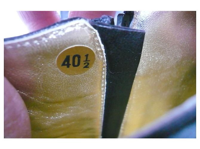 CHANEL New sublime polainas de piel de becerro T40 Negro - vista 5