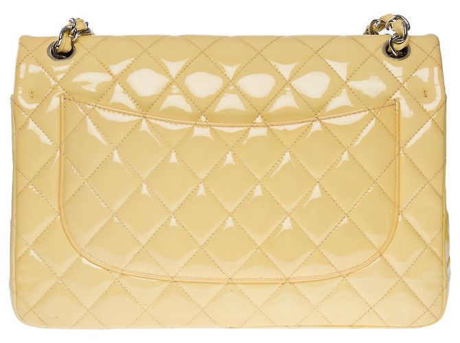Chanel bolso de hombro jumbo atemporal en charol amarillo -101151 - vista 2