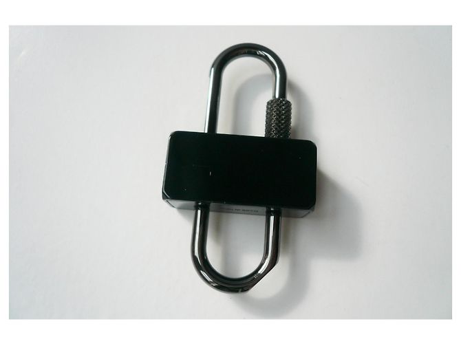 GIVENCHY Padlock U in black metal Key ring - view 3