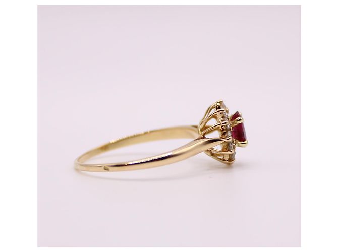 Autre Marque Anello centrale a margherita con rubino e entourage di diamanti in oro giallo 750%O Rosso Gold hardware - vista 9