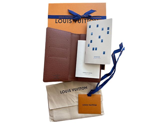 Louis Vuitton Libro de contactos de repertorio Castaño - vista 6