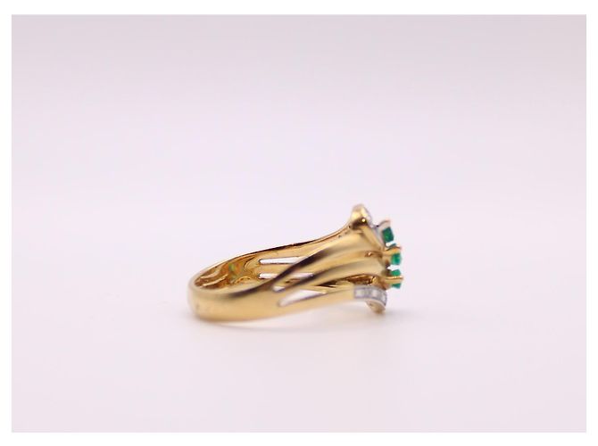 Autre Marque Anello trilogy di smeraldi a navetta e diamanti in oro giallo 750%O Verde chiaro Gold hardware - vista 3