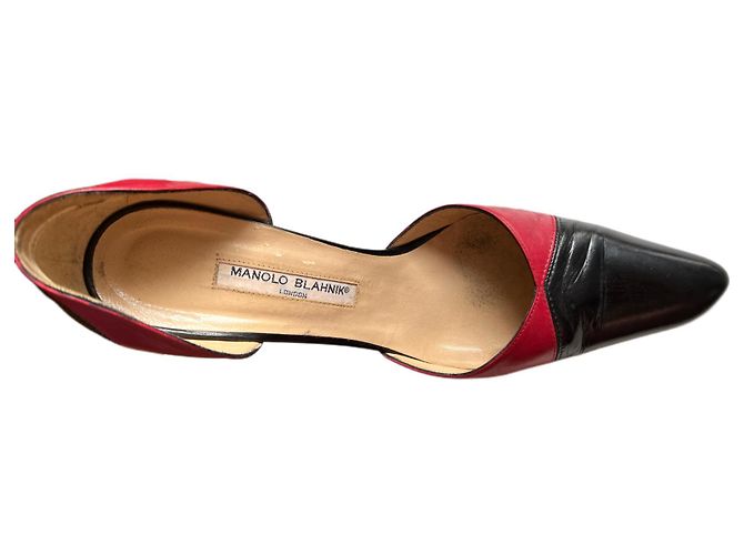 Décolleté Manolo Blahnik in pelle nero e bordeaux Bordò - vista 6
