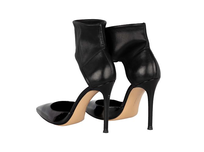 Gianvito Rossi Ankle Strap Pump Heels Black - view 3