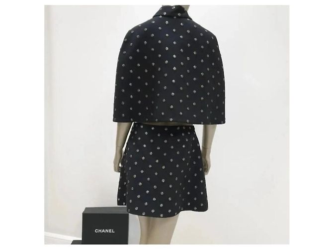 Valentino Cape-Rock-Anzug-Set - Ansicht 2