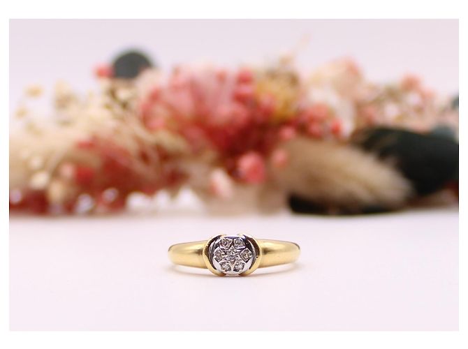 Autre Marque Solitärring mit Diamantpavé aus Gelbgold 750%O Gold hardware - Ansicht 2