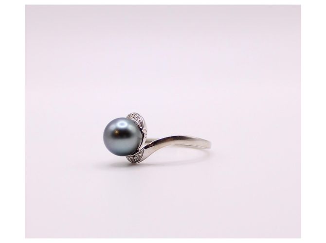 Autre Marque Weißgoldring 750%o mit Tahiti-Perlen und Diamanten Silber Hardware - Ansicht 3