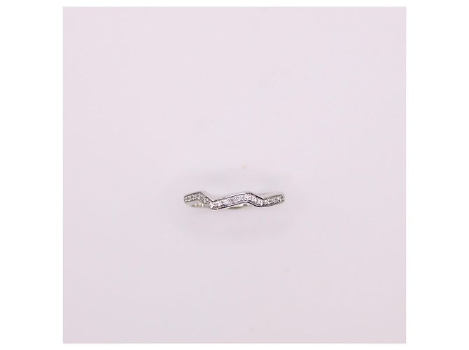 Autre Marque Weißgold-Diamant-Pavé-Ring mit Wellenmuster 750%O Silber Hardware - Ansicht 4