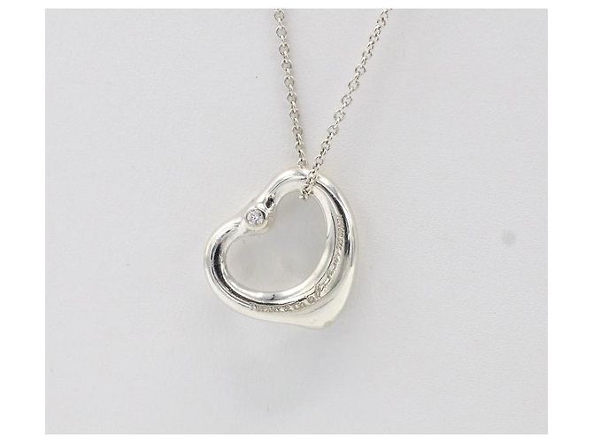 Collana Tiffany & Co Elsa Peretti con Pendente Cuore in Argento - vista 4