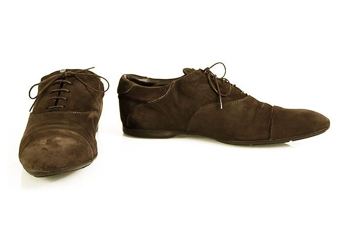 Scarpe stringate con suola in gomma Oxfords in rilievo Damier marrone da uomo di Louis Vuitton 8 - vista 9