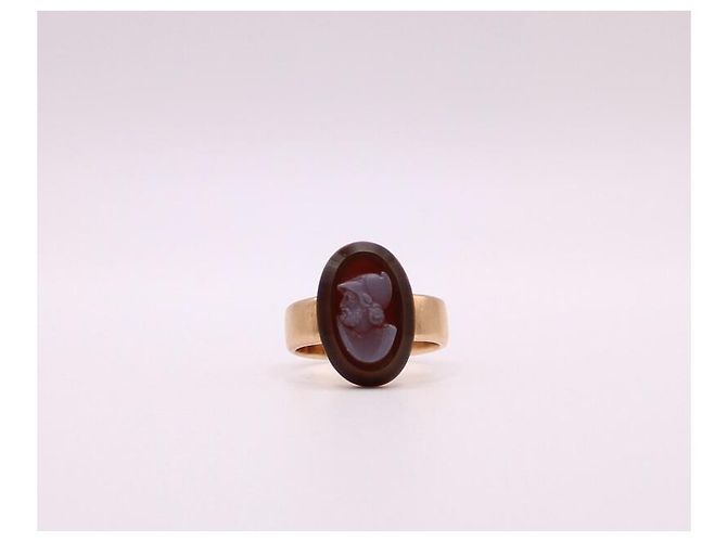 Autre Marque Anello da elmo da uomo in oro con cammeo impero e agata 750%O Bordò Gold hardware - vista 3