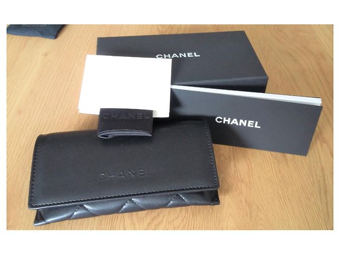 Novedad - Estuche para gafas acolchado suave CHANEL Negro - vista 2