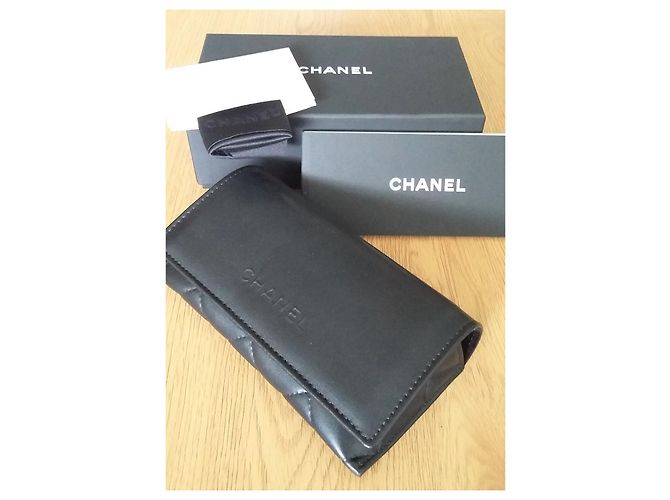 Novedad - Estuche para gafas acolchado suave CHANEL Negro - vista 3
