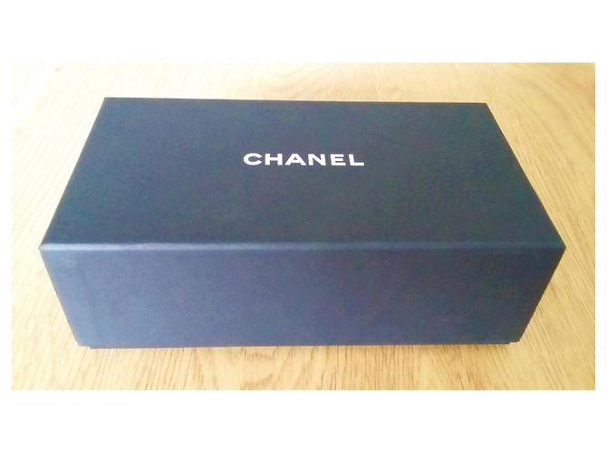 Novedad - Estuche para gafas acolchado suave CHANEL Negro - vista 8