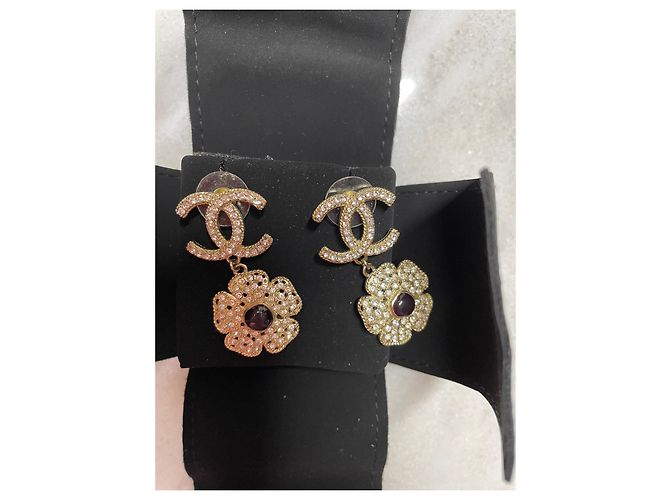Pendientes Chanel de Flores de Cristal y Rubí Multicolor - vista 3