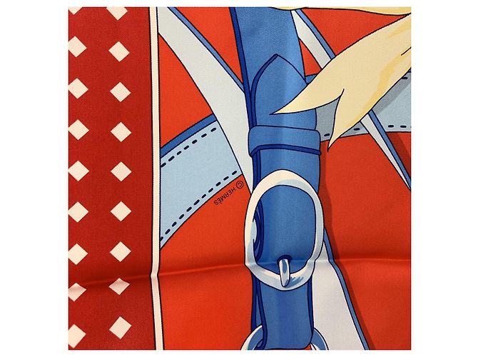 Hermès Hermes Red Silk La Promenade du Matin Sciarpa triangolare gigante d'Origny Rosso - vista 4