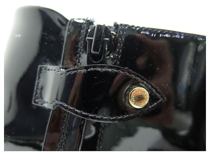 BOTINES PLANOS LOUIS VUITTON SESENTA 40 Botines de charol Negro - vista 6