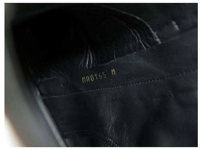 BOTINES PLANOS LOUIS VUITTON SESENTA 40 Botines de charol Negro - vista 8