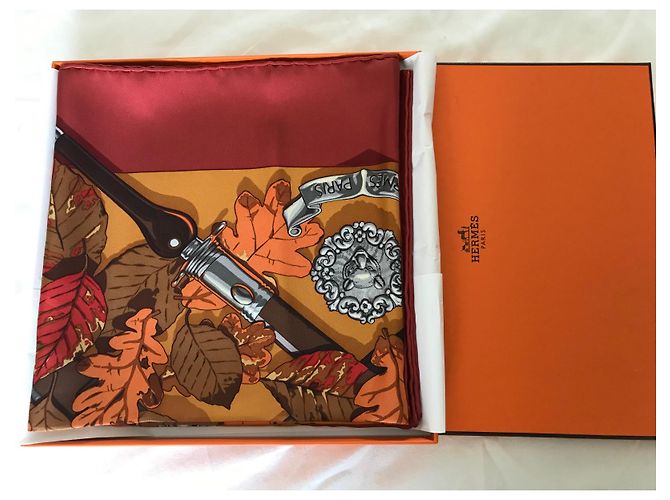 Constance Hermès Fular de seda Au plus de Dru Negro Naranja Bronce - vista 16