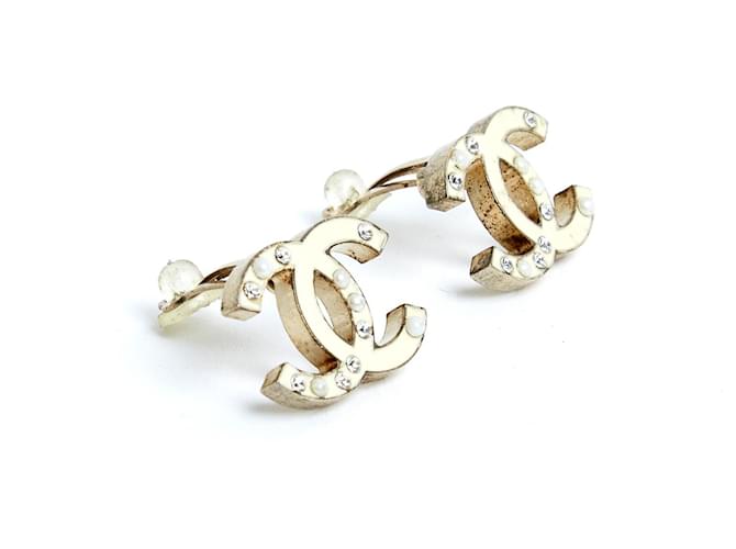 Chanel CLIPS PERLAS DE ESMALTE CC Dorado - vista 2