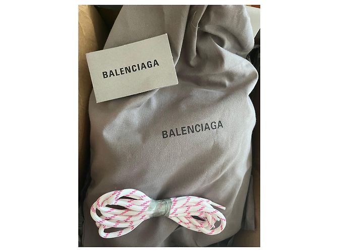 Balenciaga TRIPLE S SNEAKER - Ansicht 9