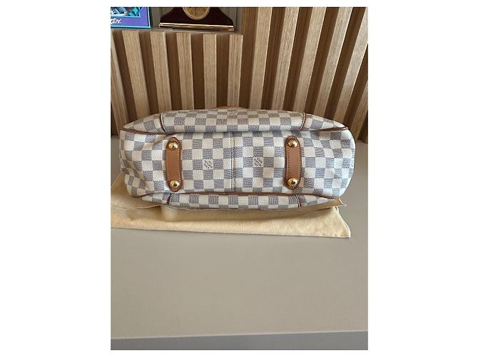 Galliera Louis Vuitton Galliere Demier AzurMedia Beige Blu chiaro - vista 3