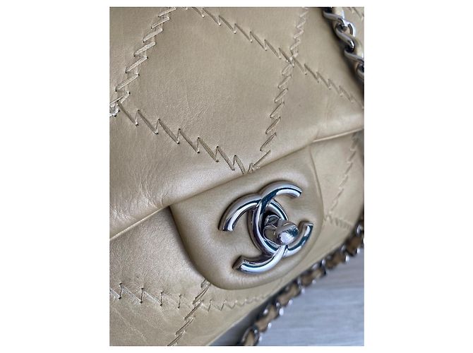 Timeless Borsa a mano Chanel Classic Beige Oro Pelle D'oro - vista 2