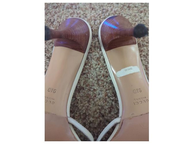 Gucci Sandalen mit offenem Absatz weiß Leder - Ansicht 3