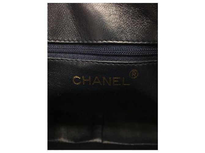 Ciondolo Chanel Blu in Pelle - vista 2