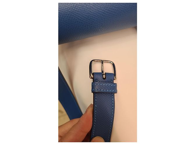 Borsa a mano Hermès Della Cavalleria in pelle blu - vista 3
