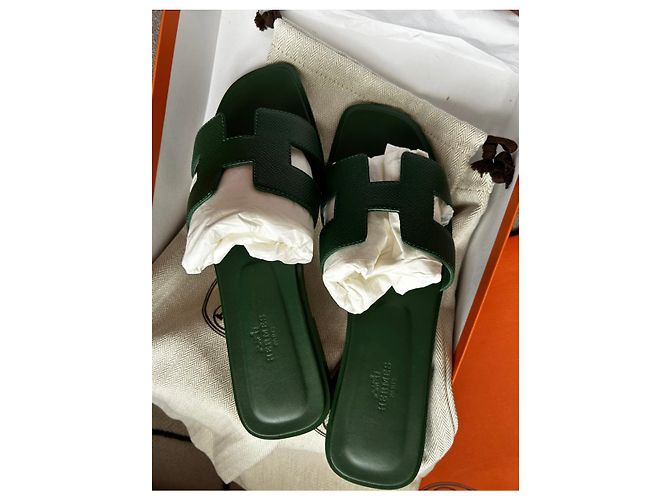 Oran Hermès Sandalen Grün Dunkelgrün - Ansicht 6